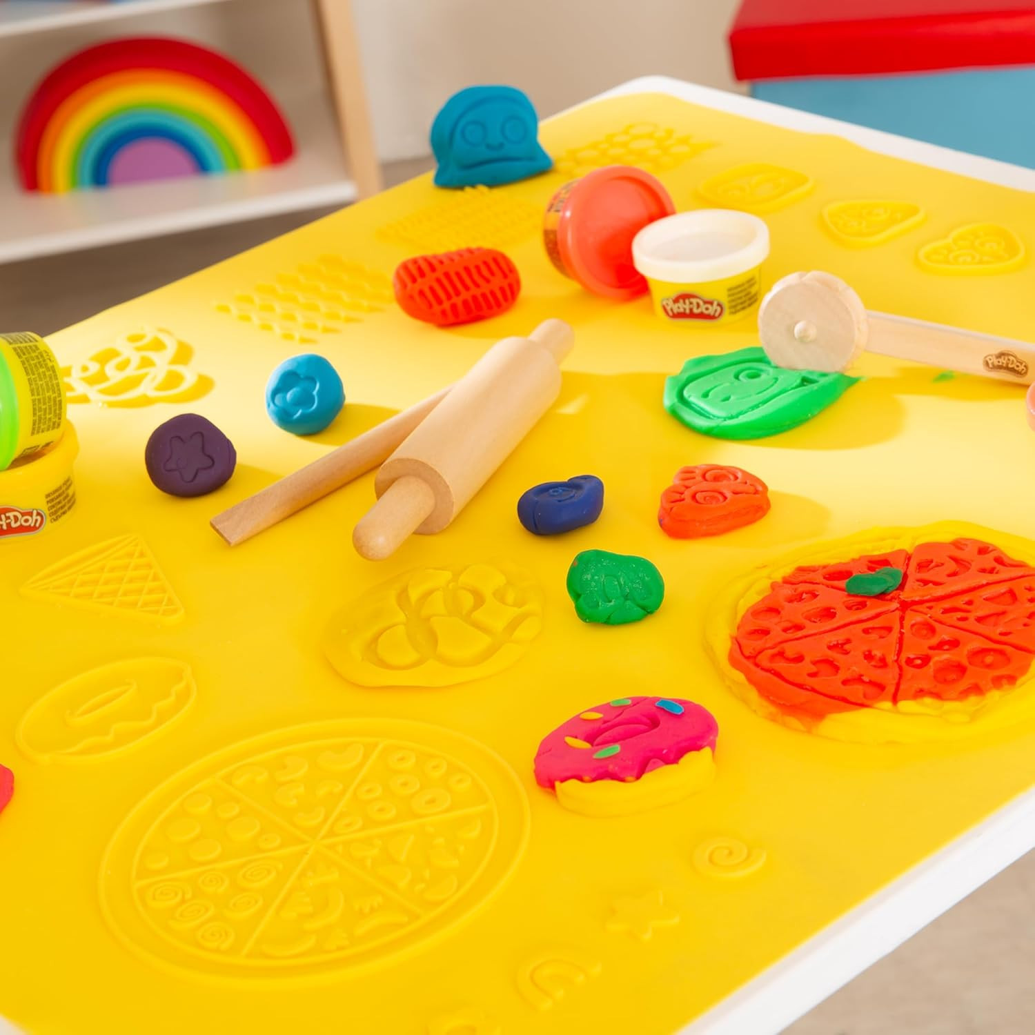 Juego de mesa y sillas Play-Doh